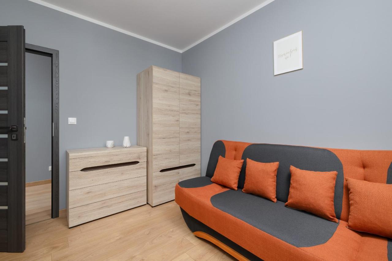 Appartement Osiedle Avia Family In With Balcony By Renters